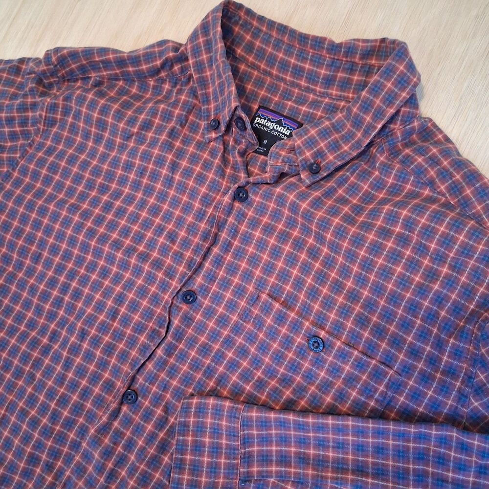 Patagonia Men’s Medium Organic Cotton  Plaid Long Sleeve Shirt